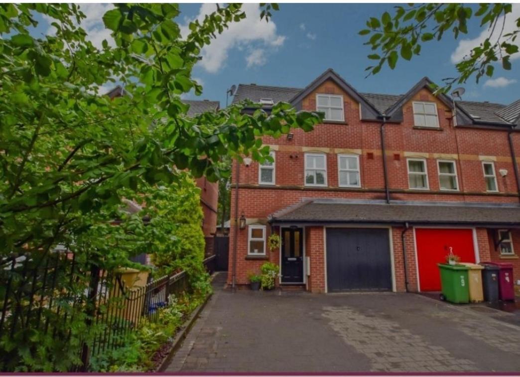 Ash Lawns Apartman Bolton Kültér fotó