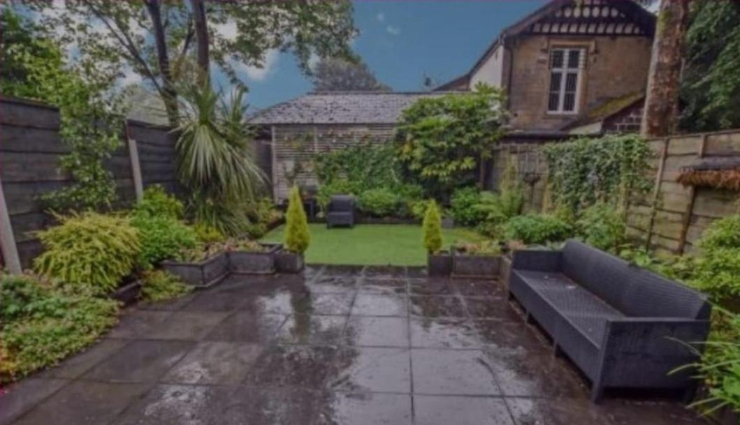 Ash Lawns Apartman Bolton Kültér fotó